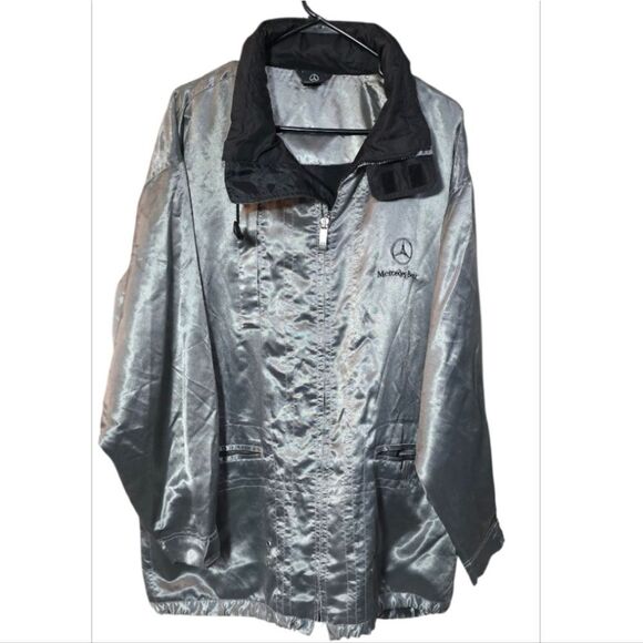 Mercedes- Benz Windbreaker